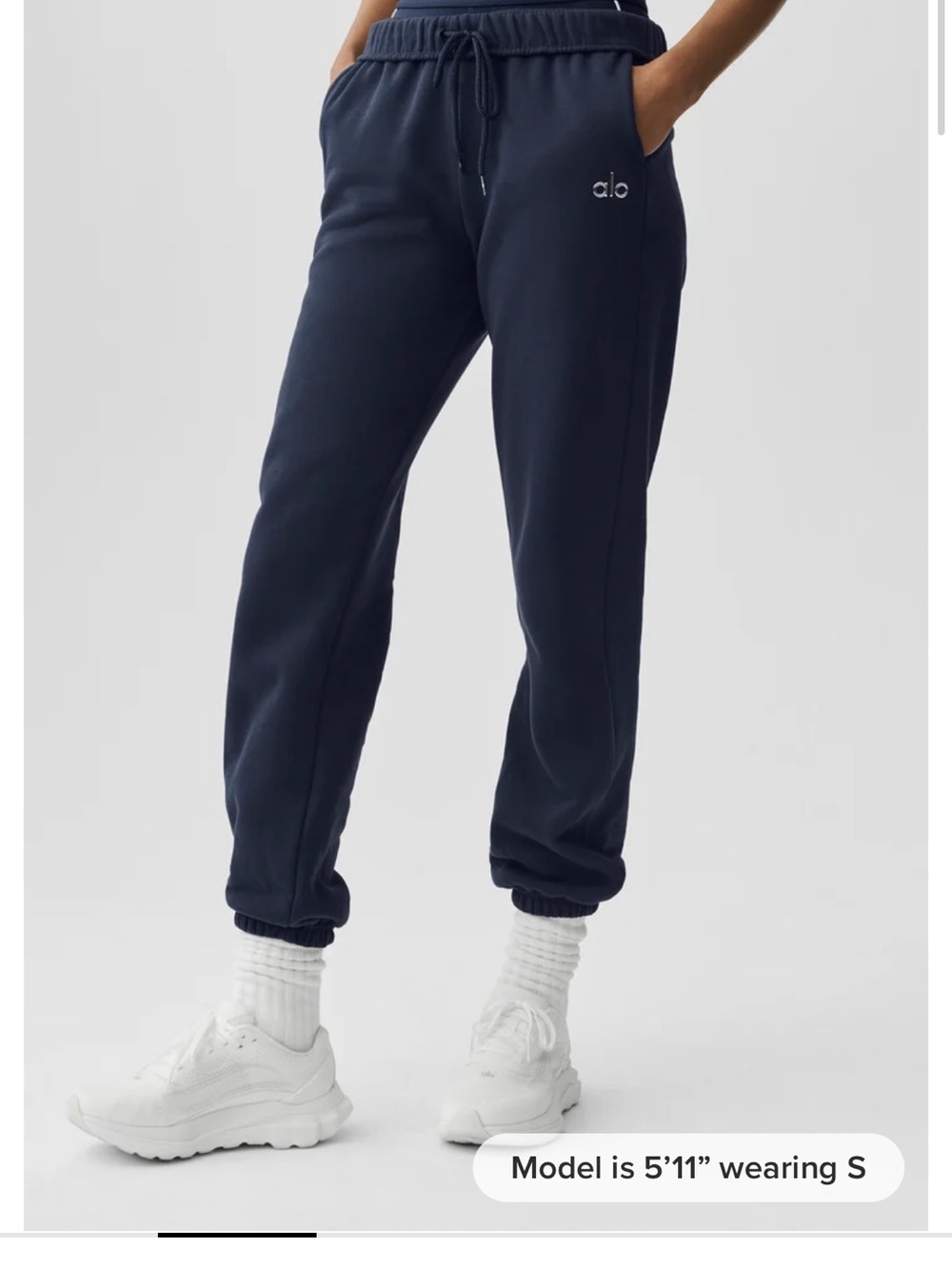 ALO Accolade Sweatpant Size Medium Navy